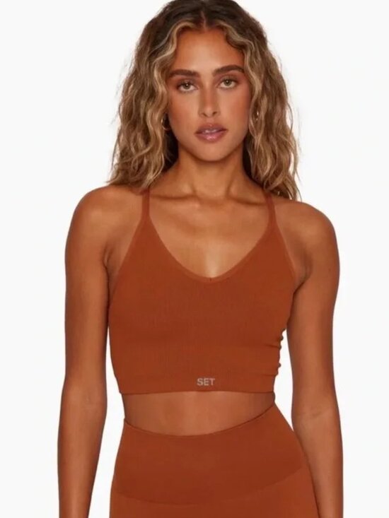 SET Active Tops - SET Active Sculptflex Ribbed V crop top